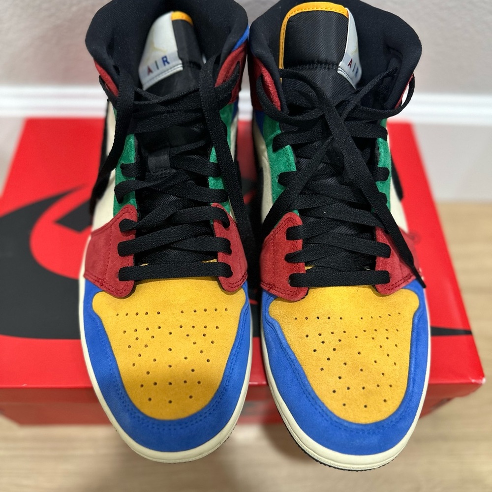 Air Jordan 1 Mid SE FLRS NA Sneakers - Picture 4 of 11